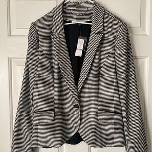 White House Black Market Houndstooth blazer